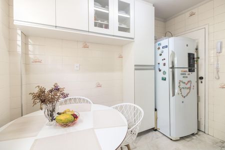 Apartamento à venda com 63m², 2 quartos e sem vaga Apartamento à venda com 63m², 2 quartos e sem vagaCozinha