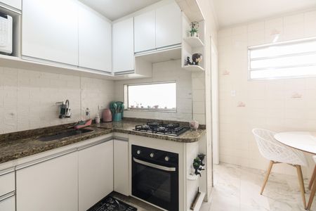 Apartamento à venda com 63m², 2 quartos e sem vaga Apartamento à venda com 63m², 2 quartos e sem vagaCozinha