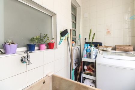 Apartamento à venda com 63m², 2 quartos e sem vaga Apartamento à venda com 63m², 2 quartos e sem vagaÁrea de Serviço