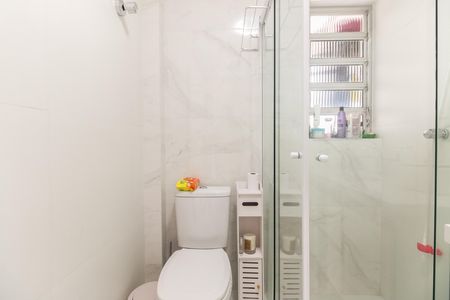Apartamento à venda com 63m², 2 quartos e sem vaga Apartamento à venda com 63m², 2 quartos e sem vagaBanheiro Social