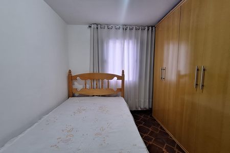 Casa à venda com 57m², 3 quartos e 1 vaga Casa à venda com 57m², 3 quartos e 1 vagaQuarto 2