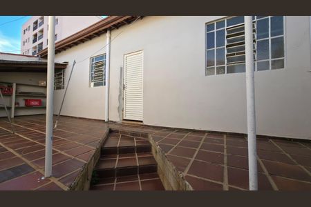 Casa à venda com 173m², 3 quartos e 2 vagasÁrea externa