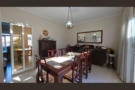 Sala de casa à venda com 3 quartos, 173m² em Jardim Bela Vista, Campinas