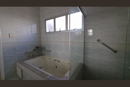 Casa para alugar com 173m², 3 quartos e 2 vagas Casa para alugar com 173m², 3 quartos e 2 vagasBanheiro