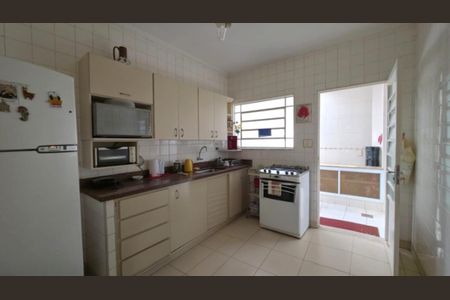 Casa à venda com 173m², 3 quartos e 2 vagasCozinha