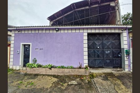 Casa para alugar com 460m², 4 quartos e sem vagaFachada