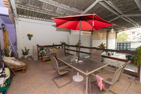 Casa para alugar com 460m², 4 quartos e sem vagaÁrea de Serviço