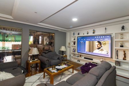 Casa para alugar com 460m², 4 quartos e sem vagaSala de TV