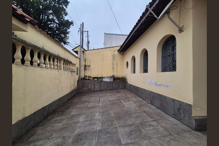 Garagem de casa à venda com 3 quartos, 200m² em Vila Alto de Santo Andre, Santo André