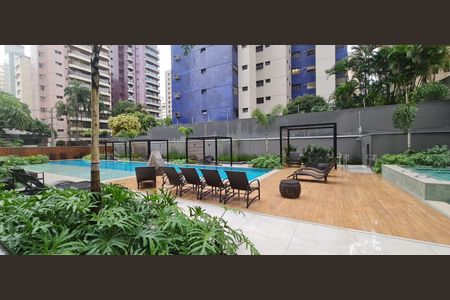 Apartamento à venda com 180m², 3 quartos e 3 vagas Apartamento à venda com 180m², 3 quartos e 3 vagasÁrea externa