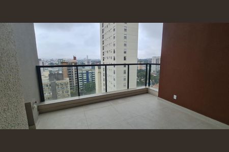 Apartamento à venda com 180m², 3 quartos e 3 vagas Apartamento à venda com 180m², 3 quartos e 3 vagasVaranda