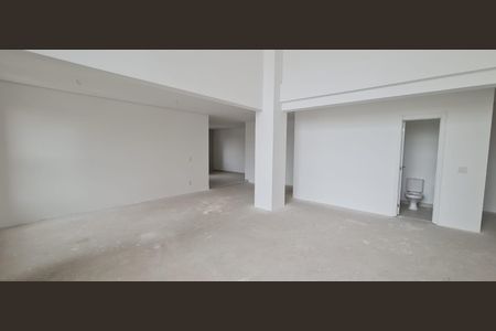 Apartamento à venda com 180m², 3 quartos e 3 vagas Apartamento à venda com 180m², 3 quartos e 3 vagasSala