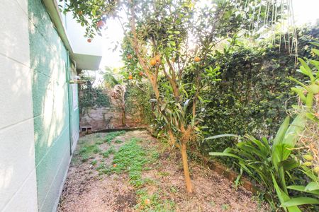 Apartamento à venda com 94m², 2 quartos e 1 vagaÁrea de Serviço