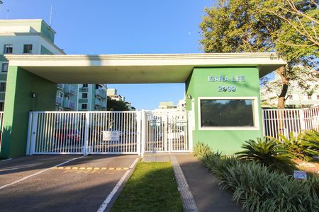Apartamento à venda com 94m², 2 quartos e 1 vagaFachada e portaria