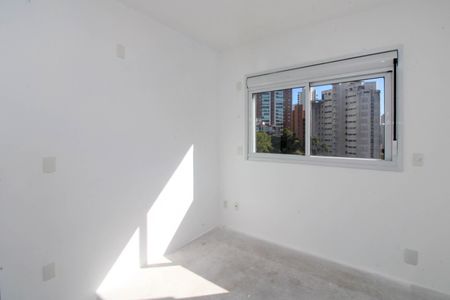 Apartamento à venda com 141m², 3 quartos e 3 vagas Apartamento à venda com 141m², 3 quartos e 3 vagasSuíte 3