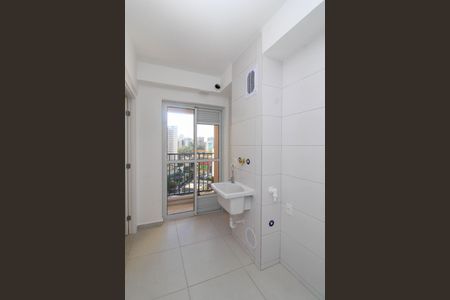 Apartamento à venda com 141m², 3 quartos e 3 vagas Apartamento à venda com 141m², 3 quartos e 3 vagasÁrea de Serviço