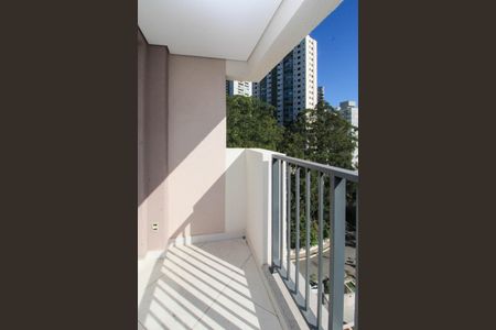 Apartamento à venda com 141m², 3 quartos e 3 vagas Apartamento à venda com 141m², 3 quartos e 3 vagasVaranda Suíte 2