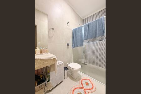 Casa para alugar com 330m², 3 quartos e 6 vagasBanheiro da Suíte