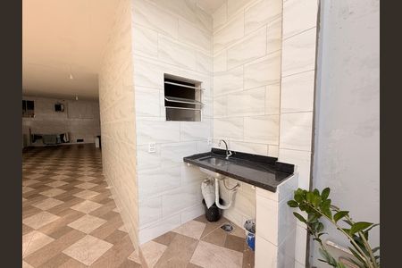 Casa para alugar com 330m², 3 quartos e 6 vagasQuintal