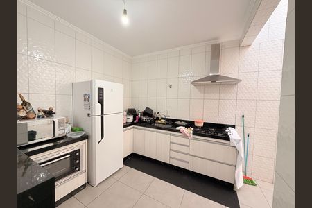 Casa para alugar com 330m², 3 quartos e 6 vagasCozinha