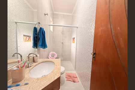 Casa para alugar com 330m², 3 quartos e 6 vagasBanheiro Social