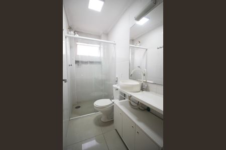 Apartamento para alugar com 60m², 2 quartos e 1 vaga Apartamento para alugar com 60m², 2 quartos e 1 vagaBanheiro