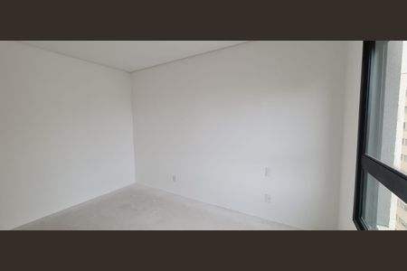 Apartamento à venda com 180m², 3 quartos e 3 vagas Apartamento à venda com 180m², 3 quartos e 3 vagasQuarto