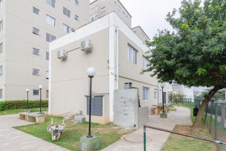 Apartamento para alugar com 44m², 2 quartos e 1 vaga Apartamento para alugar com 44m², 2 quartos e 1 vagaÁrea comum - Salão de festas