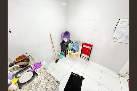 Casa à venda com 189m², 4 quartos e 4 vagas Casa à venda com 189m², 4 quartos e 4 vagasCozinha / Edícula