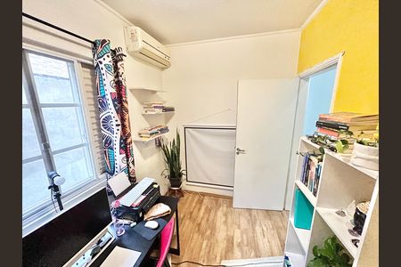 Casa à venda com 189m², 4 quartos e 4 vagas Casa à venda com 189m², 4 quartos e 4 vagasQuarto 2