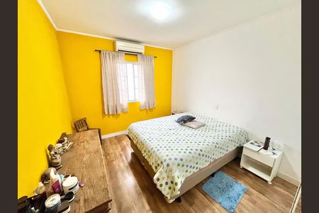 Casa à venda com 189m², 4 quartos e 4 vagas Casa à venda com 189m², 4 quartos e 4 vagasQuarto 1