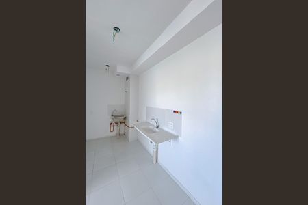 Apartamento para alugar com 34m², 2 quartos e sem vagaCozinha e Área de Serviço