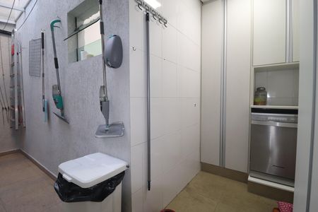 Área de Serviço de casa de condomínio à venda com 3 quartos, 250m² em Parque Sao Vicente, Santo André