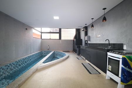 Casa de condomínio à venda com 250m², 3 quartos e 4 vagasEspaço Gourmet / Piscina