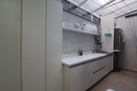 Casa de condomínio à venda com 250m², 3 quartos e 4 vagasÁrea de Serviço
