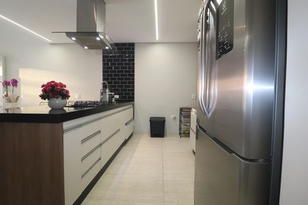 Casa de condomínio à venda com 250m², 3 quartos e 4 vagasCozinha