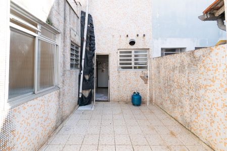 Casa à venda com 160m², 3 quartos e 2 vagasQuintal