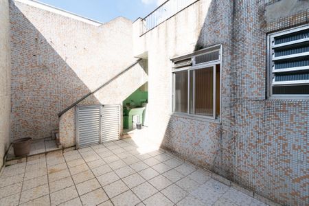 Casa à venda com 160m², 3 quartos e 2 vagasQuintal