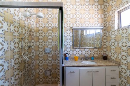 Casa à venda com 160m², 3 quartos e 2 vagasBanheiro 2