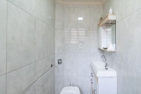 Casa à venda com 160m², 3 quartos e 2 vagasBanheiro 3