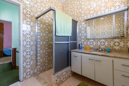 Casa à venda com 160m², 3 quartos e 2 vagasBanheiro 2