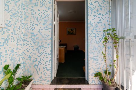 Casa à venda com 160m², 3 quartos e 2 vagasEntrada