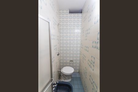 Apartamento à venda com 140m², 4 quartos e sem vaga Apartamento à venda com 140m², 4 quartos e sem vagaBanheiro da Suíte