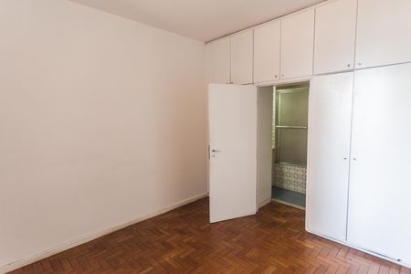 Apartamento à venda com 140m², 4 quartos e sem vaga Apartamento à venda com 140m², 4 quartos e sem vagaSuíte