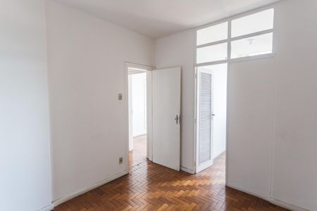 Apartamento à venda com 140m², 4 quartos e sem vaga Apartamento à venda com 140m², 4 quartos e sem vagaSuíte