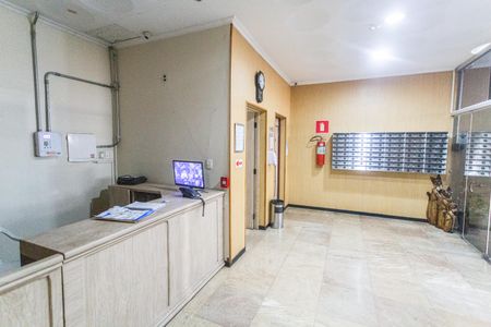 Apartamento à venda com 140m², 4 quartos e sem vaga Apartamento à venda com 140m², 4 quartos e sem vagaHall de entrada