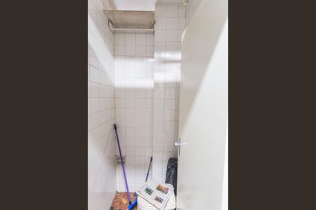 Apartamento à venda com 140m², 4 quartos e sem vaga Apartamento à venda com 140m², 4 quartos e sem vagaBanheiro de serviço