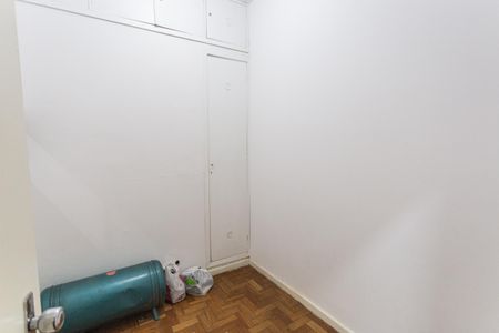 Apartamento à venda com 140m², 4 quartos e sem vaga Apartamento à venda com 140m², 4 quartos e sem vagaQuarto de serviço