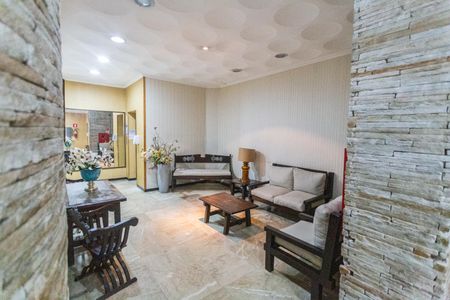 Apartamento à venda com 140m², 4 quartos e sem vaga Apartamento à venda com 140m², 4 quartos e sem vagaHall de entrada