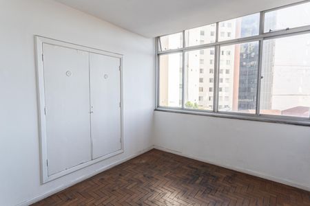 Apartamento à venda com 140m², 4 quartos e sem vaga Apartamento à venda com 140m², 4 quartos e sem vagaQuarto